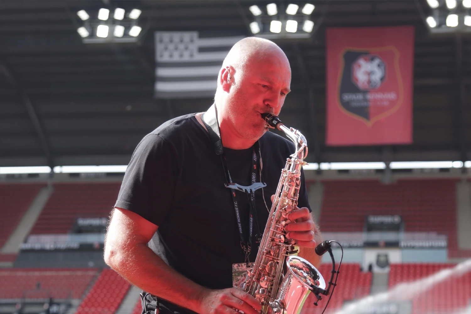 Sublimez votre soirée avec un saxophoniste de talent : l’expérience Agence EL événement